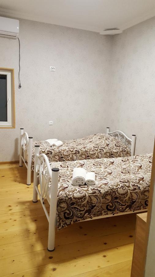 Guest House Family Inn Тбілісі Екстер'єр фото